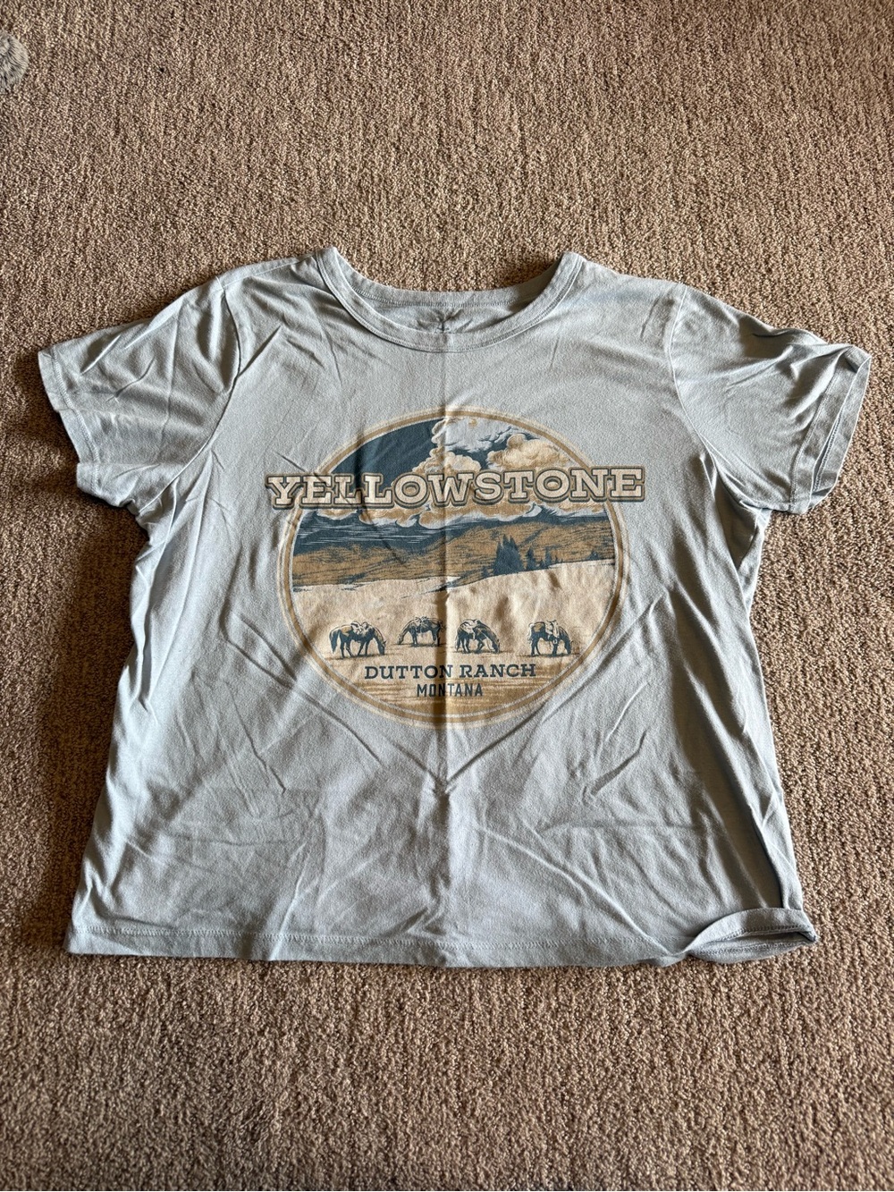Yellowstone Dutton Ranch Short Sleeve Tee - Light blue